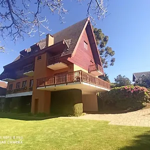 https://casa-temporada-campos-do-jordao.camposdojordaohotels.net